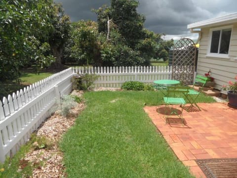 Moonya Avocado Farm Cottage - with early check-in Maison in Tamborine Mountain