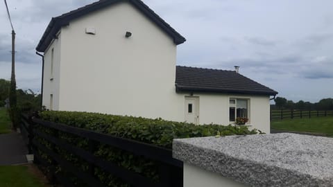 Clonard Cottage House in Westmeath, Co. Westmeath, Ireland