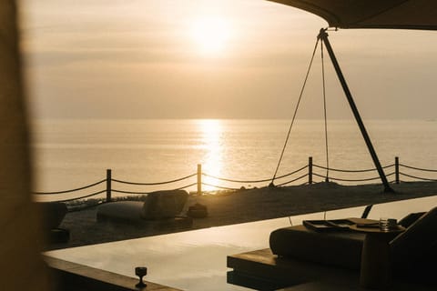 Balcony/Terrace, Sea view, Swimming pool, Sunset