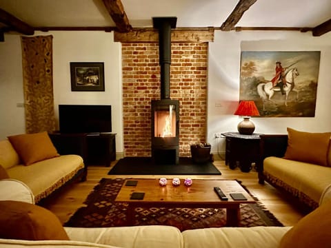 The Granary - Wood Farm Barn. Luxury Barn with wonderful countryside views House in Reepham