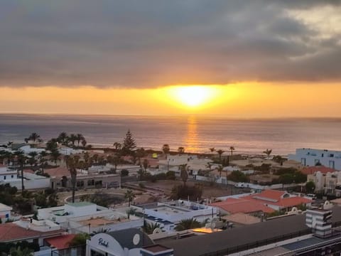 Margherita House Tenerife, Wonderful Ocean View Apartment in Palm-Mar