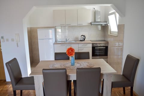 APARTMANI MARTIN Apartment in Šibenik-Knin County, Croatia