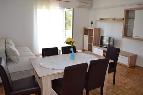 APARTMANI MARTIN Apartment in Šibenik-Knin County, Croatia