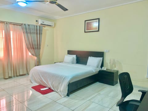 Royals 2 bedrooms Luxury Apartment in Accra