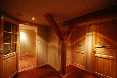 Rorbu Suite with sauna and steam. Henningsvær Apartment in Lofoten