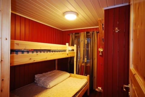 Rorbu Suite with sauna and steam. Henningsvær Apartment in Lofoten