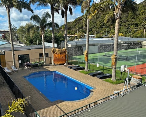 Pool view, Swimming pool