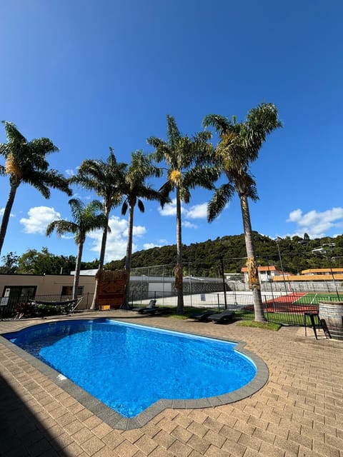 Day, Pool view, Swimming pool, sunbed