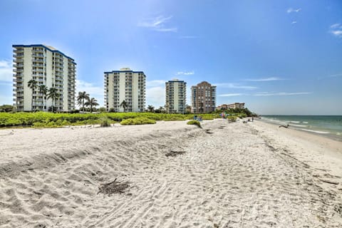 Fort Myers Beach Studio with Balcony and Views! Apartment in Estero Island