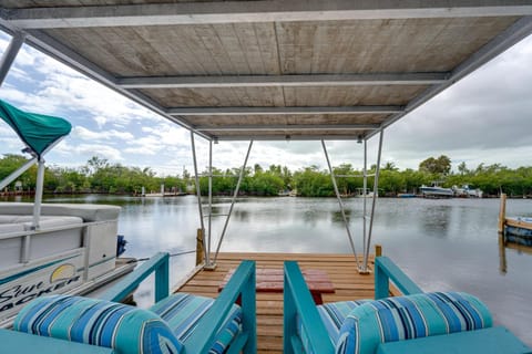 Tropical Key Largo Retreat with Private Dock! Haus in Key Largo