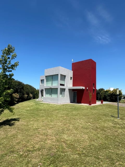 Property building, Day, Natural landscape, Garden