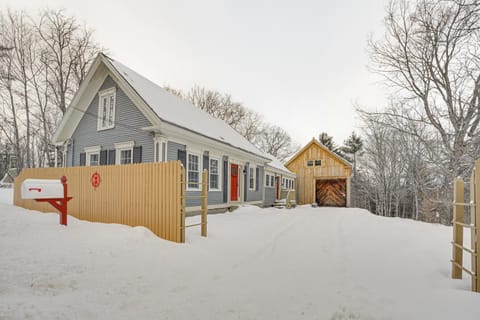 Modern Bridgton Vacation Rental about 12 Mi to Slopes! House in Long Lake