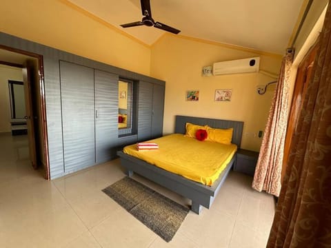 Sea view luxurious 2bhk apartmnt Apartment in Benaulim