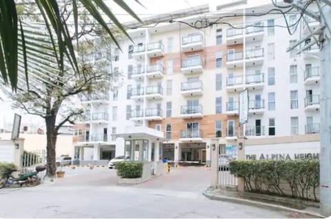 Blessed home : affordable condo Condo in Muntinlupa