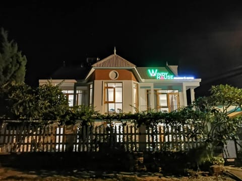 Property building, Night