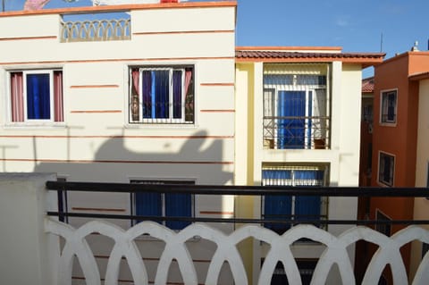 Property building, Day, View (from property/room), Balcony/Terrace