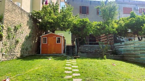 Facade/entrance, Garden, Garden