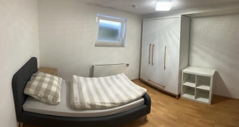 Bed, Photo of the whole room, Bedroom, wardrobe