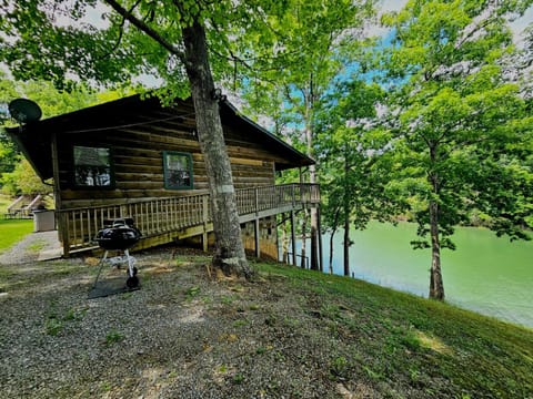 Clover 2BR on Smoky Mountain Lake House in Sevierville