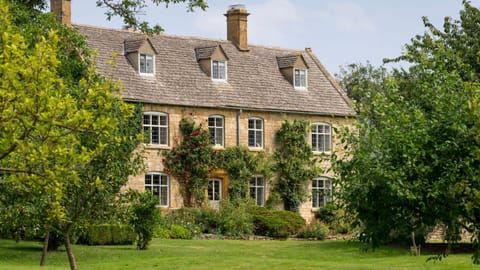 Property building, Garden, Garden view