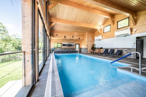 Gand chalet montagne 30 personnes Chalet in Haute-Savoie