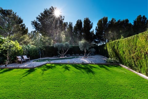 Garden, Garden view