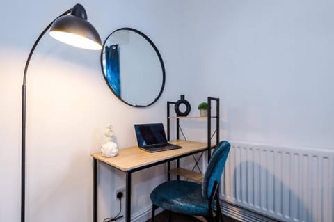 Other, Decorative detail, Seating area, hair dresser, internet