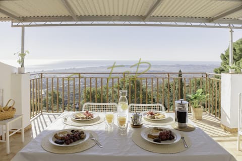 Bird's eye view, Balcony/Terrace, City view, Mountain view, Sea view