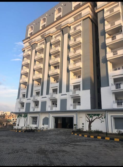 Luxury Two Bed Suite DHA Islamabad Condo in Islamabad