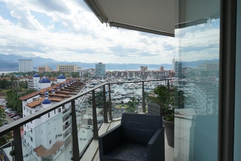 Nima Bay, Marina Vallarta Apartment in Puerto Vallarta