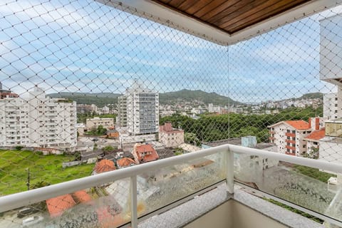 WI-FI 600MB | 500m da UFSC #TRINA02 Apartment in Florianopolis