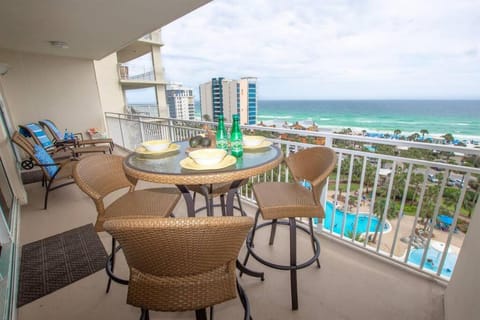 Sterling Shores 814 Modern Vibes Apartment in Destin