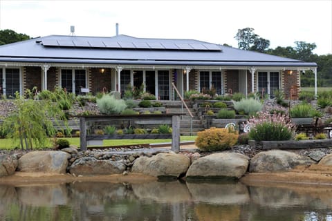 Property building, Spring, Day, Garden view, Lake view