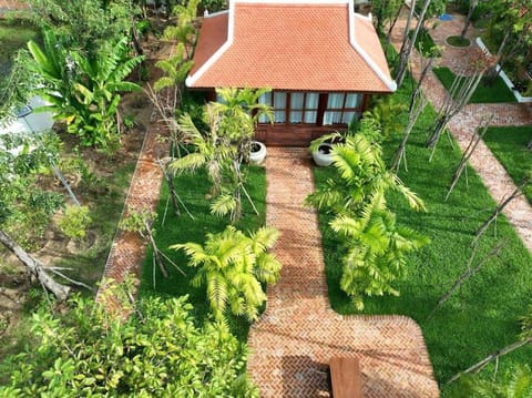 Manil Home Stay - 3 Beds Room Condo in Krong Siem Reap