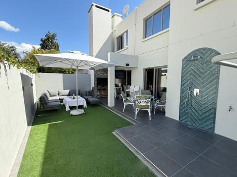 Patio, Garden