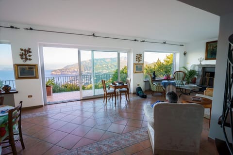 AMORE RENTALS - Villa Savoia Villa in Priora