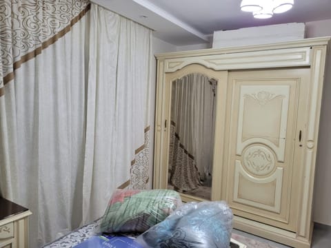 خطوات من السوق الشرقي شقة بفرش مميز بالرحاب Distinguished 2 bedrooms apartment in New Cairo Apartment in New Cairo City