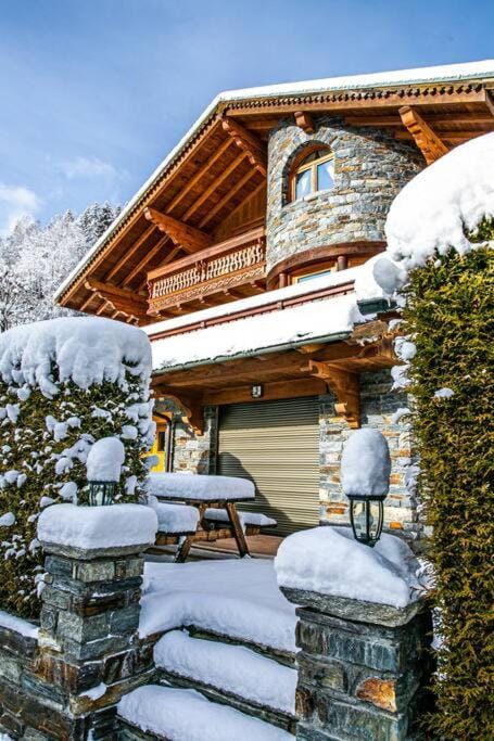 Chalet L'éclipse, Champagny, La Plagne/Paradiski Apartment in Champagny-en-Vanoise