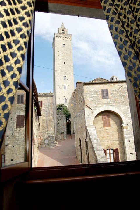 Bedroom, Landmark view