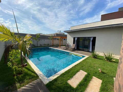 Casa em Condomínio Ninho Verde I House in State of Paraná