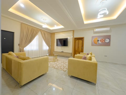 The AUD Luxury Apartments Condo in Kumasi