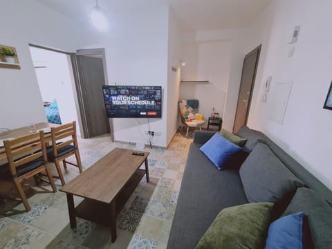 Communal lounge/ TV room, Living room