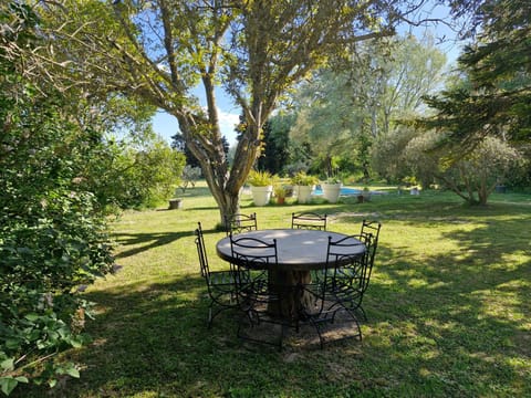 Dining area, Garden view, Pool view