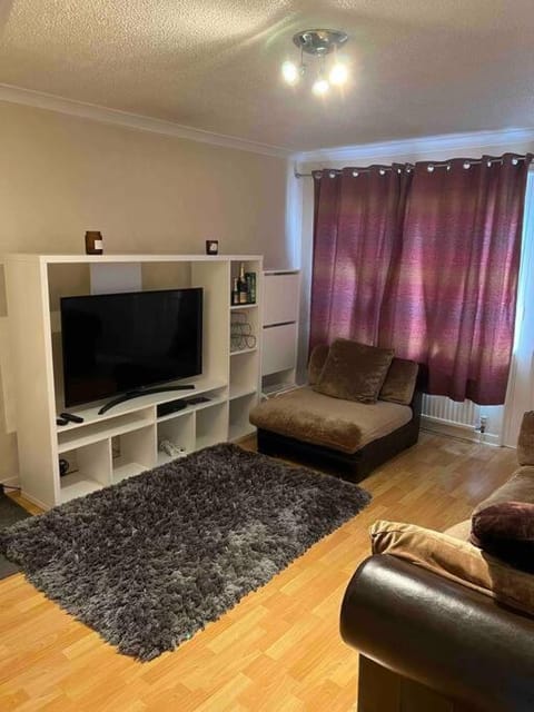 MK City Center House* 2 bed Apartment in Aylesbury Vale