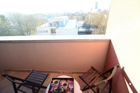 Patio, Day, View (from property/room), Balcony/Terrace