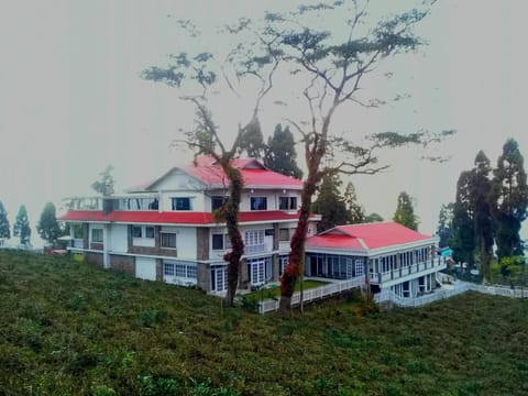 Sourenee Tea Estate Resort in West Bengal