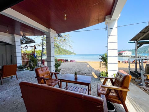 CORAL Bed and Breakfast in Sihanoukville