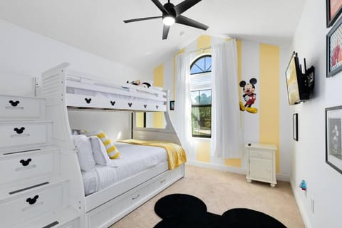 *Roseville Disney Villa Pool+BBQ+King Bed+Parks* Copropriété in Four Corners