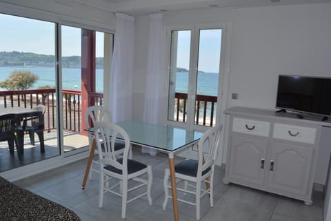 View (from property/room), Living room, Sea view