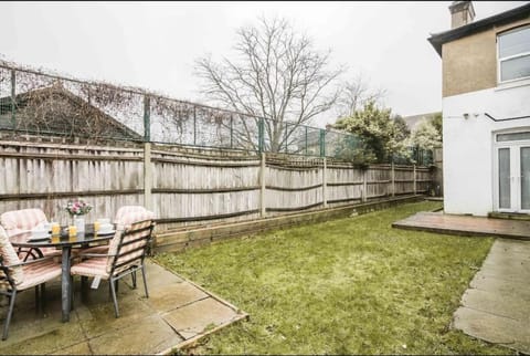 Property building, Garden, Garden view